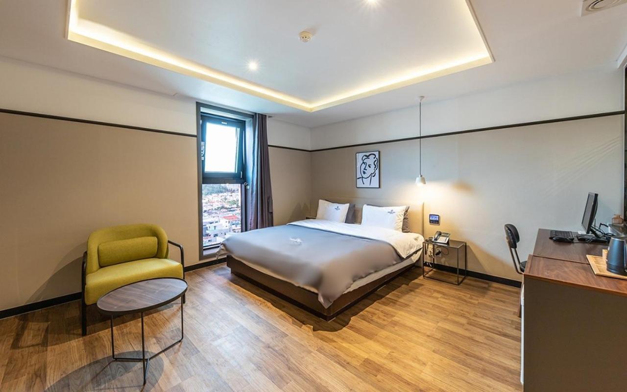 Brown Dot Hotel Jeonggwan Busan Ngoại thất bức ảnh